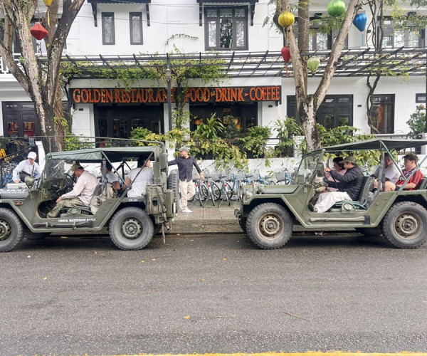 Son Tra Peninsula Jeep Tour
